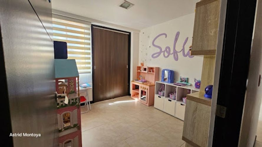 Apartamento de 3 alcobas en venta en Loma De San Jose, Sabaneta, 91 m² · foto 8 de 24