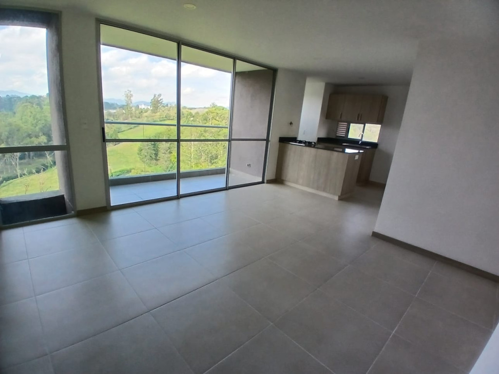 Apartamento en arriendo en Llano Grande, Rionegro · foto 2 de 24
