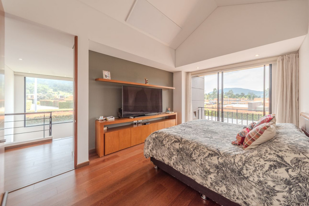 Casa en venta en Refugio Del Valle, La Calera · foto 18 de 24