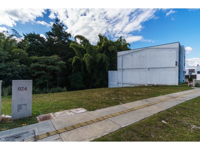 Lote en venta en Llano Grande, Rionegro, 139 m² · foto 3 de 9