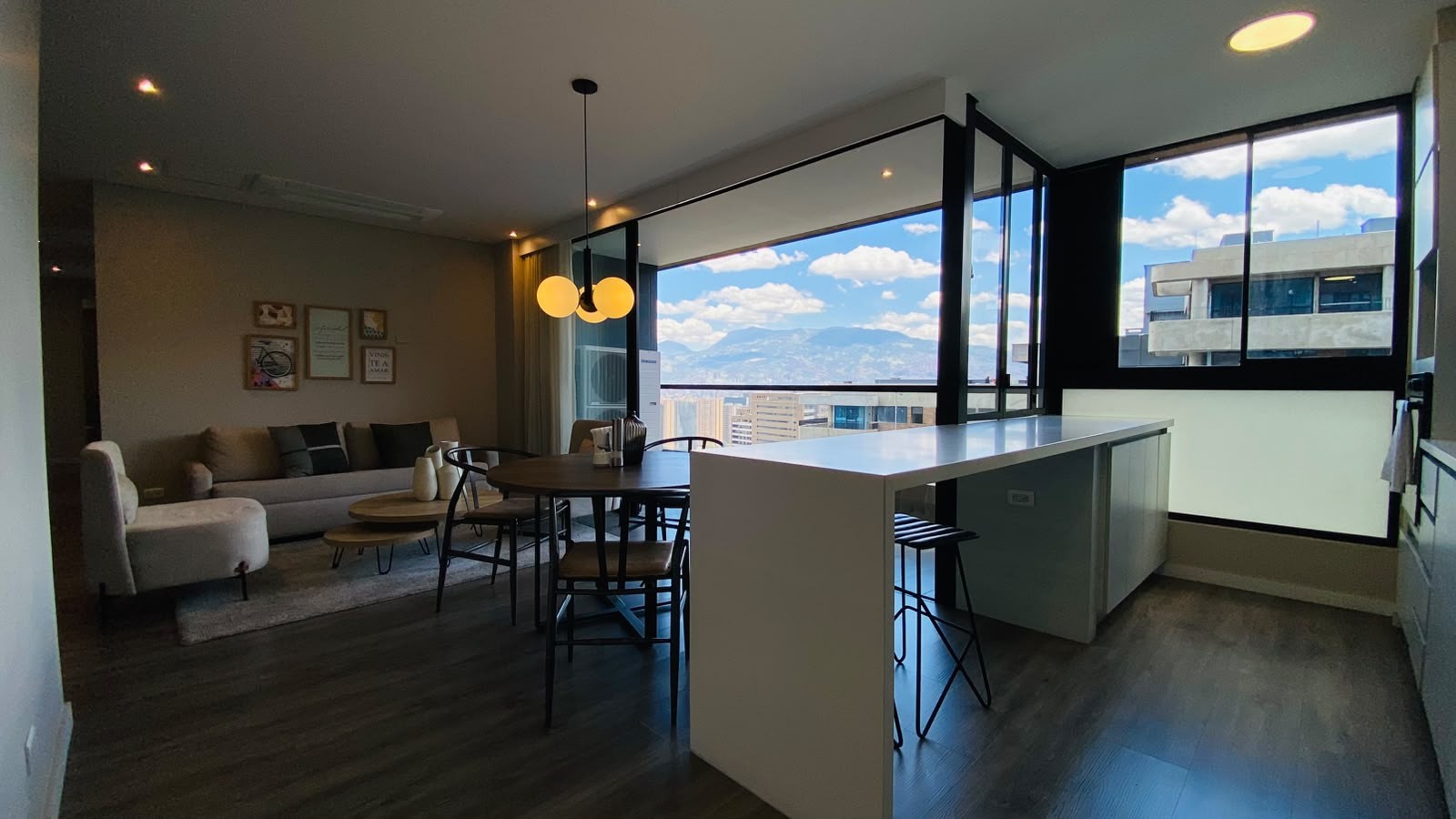 Apartamento en venta en Lalinde, Medellín · foto 4 de 22