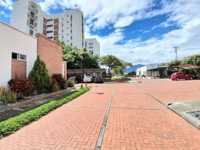 Casa de 3 alcobas en venta en Neiva, 90 m² · foto 6 de 20