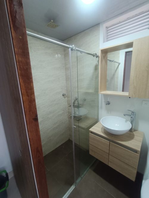 Casa de 8 alcobas en venta en Ub. Techo Bavaria, Bogotá, 280 m² · foto 12 de 20