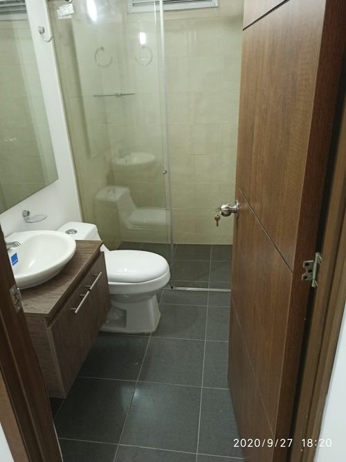 Casa de 8 alcobas en venta en Ub. Techo Bavaria, Bogotá, 280 m² · foto 14 de 20