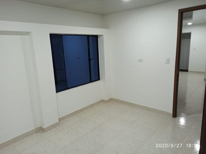 Casa de 8 alcobas en venta en Ub. Techo Bavaria, Bogotá, 280 m² · foto 15 de 20