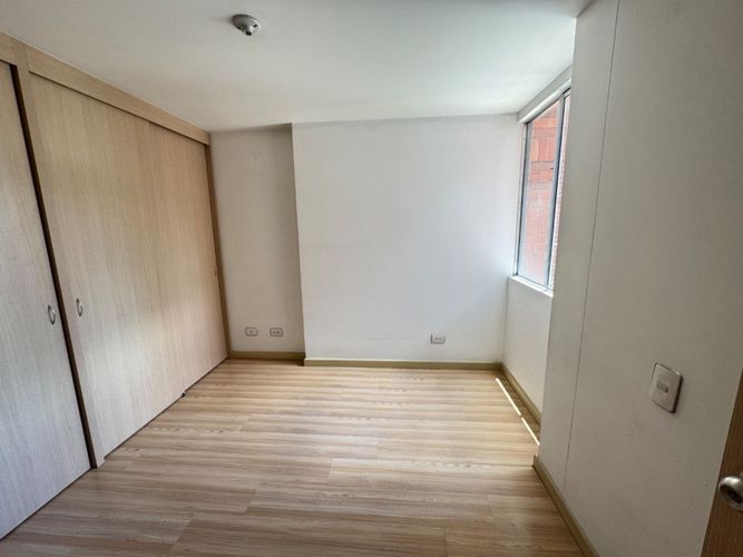 Apartamento de 3 alcobas en venta en Entreamigos, Sabaneta, 72 m² · foto 12 de 21