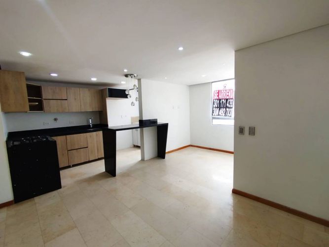Apartamento de 3 alcobas en arriendo en Quitasol, Bello, 58 m² · foto 2 de 13