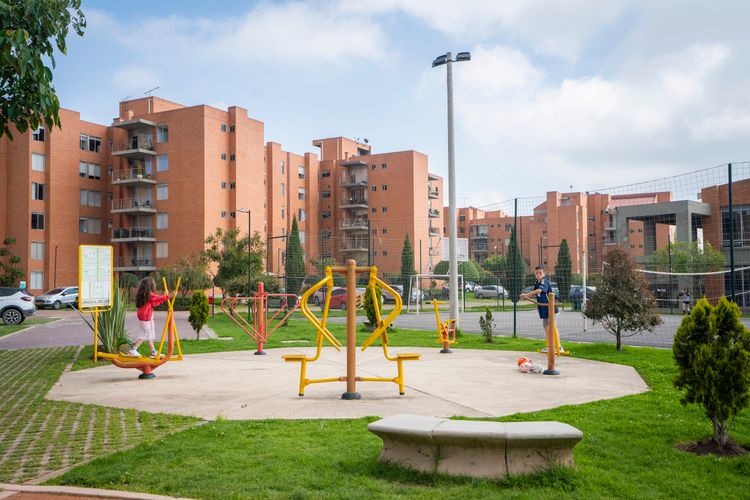 Apartamento de 2 alcobas en venta en Condominio Campestre Alhambra, Madrid, 57 m² · foto 3 de 6