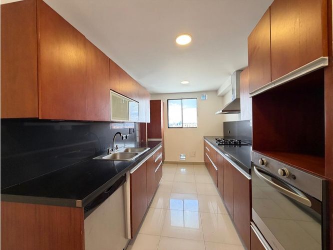 Apartamento de 3 alcobas en venta en Santa Ana, Bogotá, 205 m² · foto 5 de 17