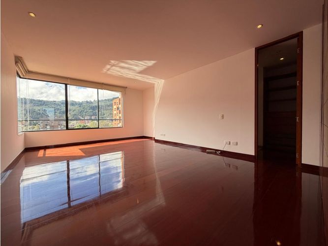 Apartamento de 3 alcobas en venta en Santa Ana, Bogotá, 205 m² · foto 8 de 17