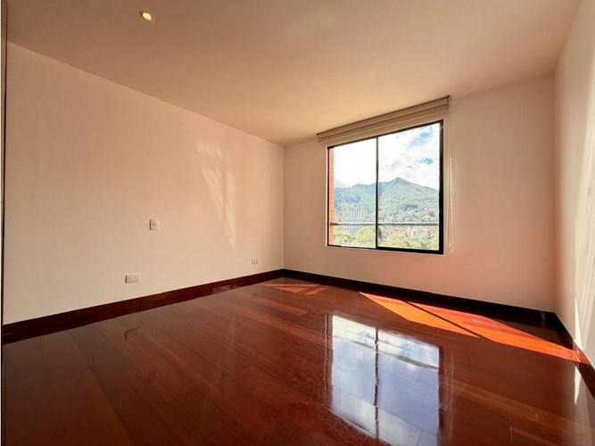 Apartamento de 3 alcobas en venta en Santa Ana, Bogotá, 205 m² · foto 10 de 17