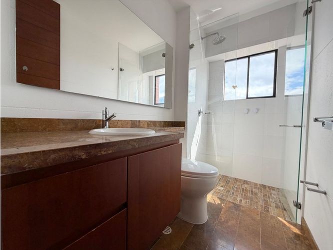 Apartamento de 3 alcobas en venta en Santa Ana, Bogotá, 205 m² · foto 11 de 17