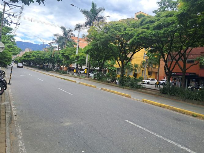 Local en arriendo en Belén, Medellín, 120 m² · foto 13 de 15