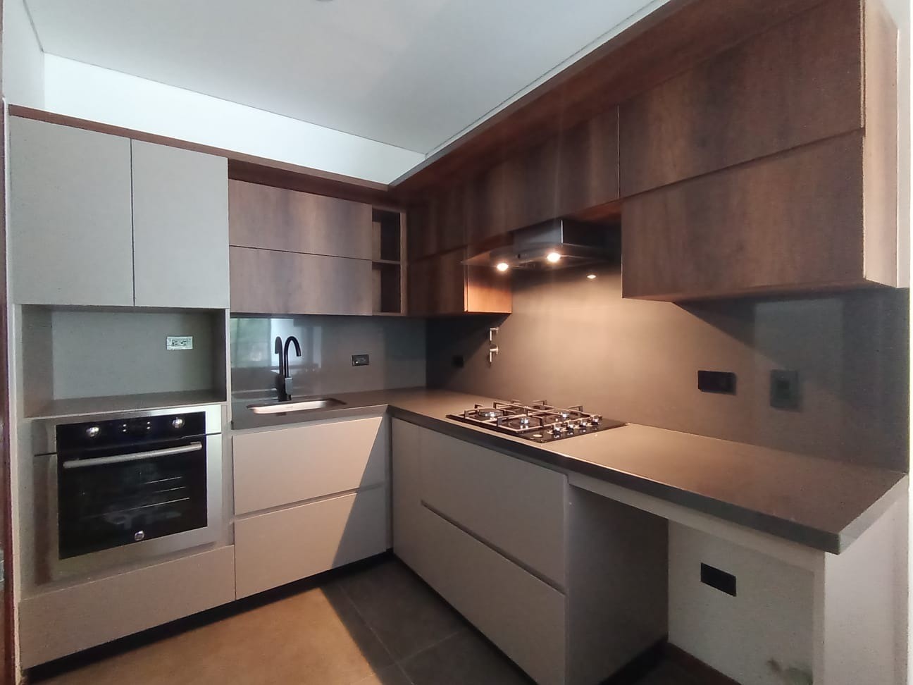 Apartamento en venta en Vía Las Palmas, Envigado · foto 4 de 10