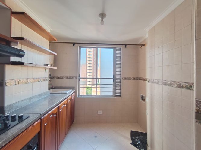 Apartamento de 3 alcobas en arriendo en Laureles, Medellín, 110 m² · foto 8 de 20