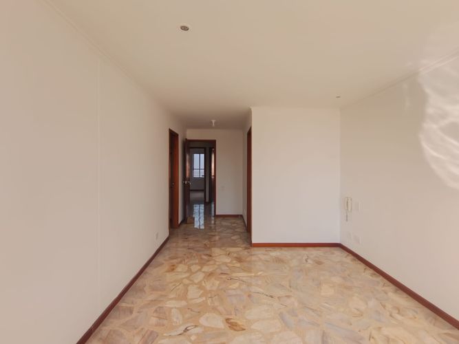 Apartamento de 3 alcobas en arriendo en Laureles, Medellín, 110 m² · foto 17 de 20