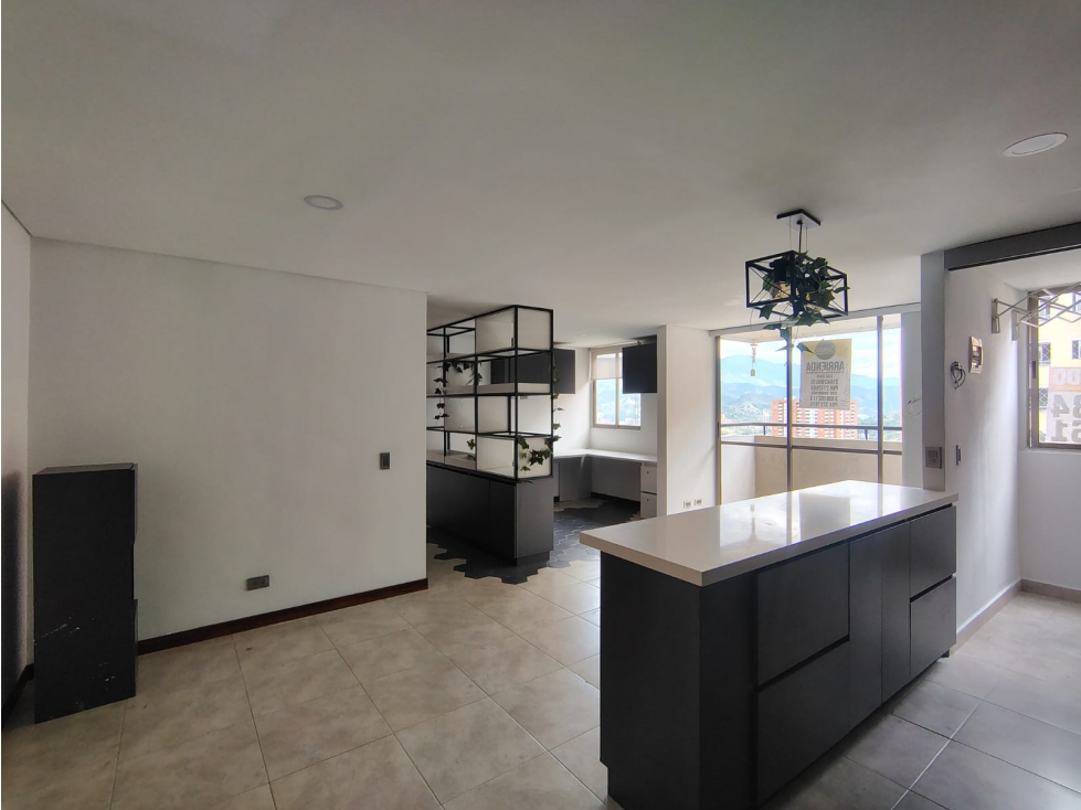 2BR Apartment in La ferreria (65 m²) - 2