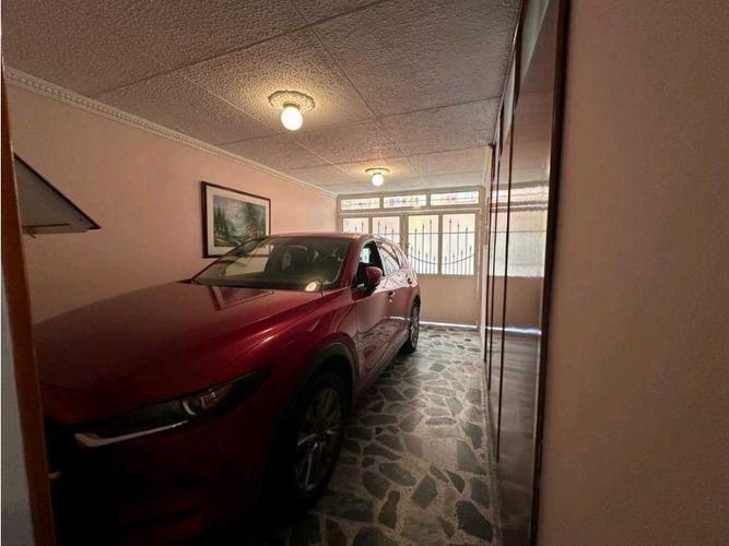 Casa en venta en Quinta Paredes, Bogotá · foto 10 de 24