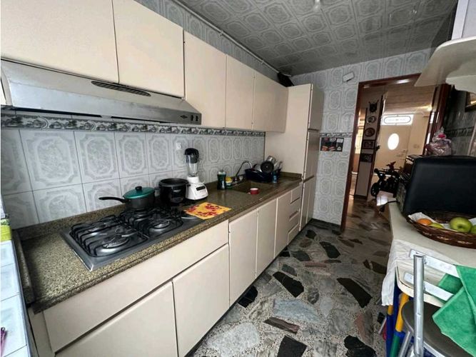 Casa en venta en Quinta Paredes, Bogotá · foto 13 de 24