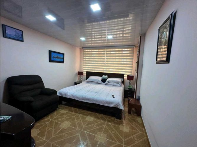 Casa en venta en Quinta Paredes, Bogotá · foto 21 de 24