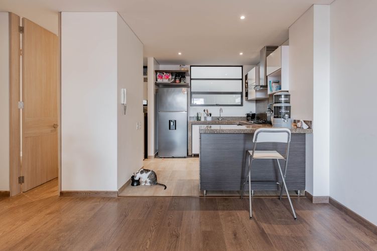 Apartamento de 1 alcoba en venta en Santa Barbara Occidental, Bogotá, 62 m² · foto 6 de 18
