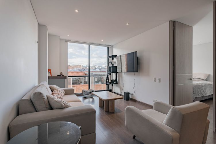 Apartamento de 1 alcoba en venta en Santa Barbara Occidental, Bogotá, 62 m² · foto 10 de 18