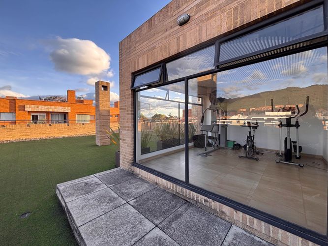 Apartamento de 1 alcoba en venta en Santa Barbara Occidental, Bogotá, 62 m² · foto 18 de 18