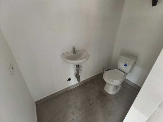 Local en arriendo en Manchester, Bello, 60 m² · foto 3 de 9