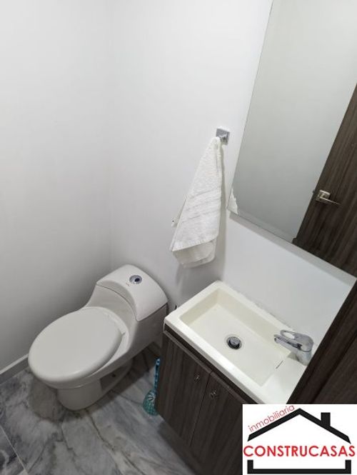 Apartamento de 3 alcobas en arriendo en Conquistadores, Medellín, 105 m² · foto 8 de 13