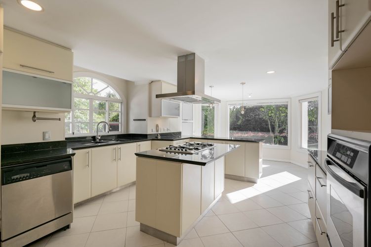 Casa de 4 alcobas en venta en Aposentos, Sopó, 519 m² · foto 10 de 20