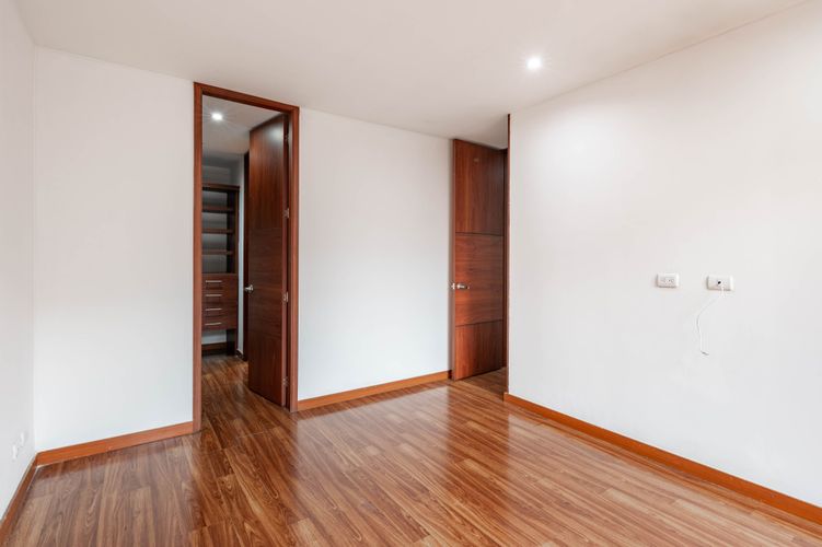 Apartamento de 3 alcobas en venta en Colina Campestre, Bogotá, 90 m² · foto 16 de 20