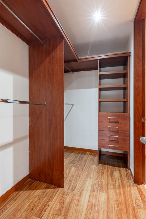 Apartamento de 3 alcobas en venta en Colina Campestre, Bogotá, 90 m² · foto 17 de 20