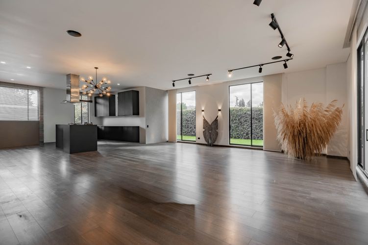 Casa de 4 alcobas en venta en Hatogrande, Sopó, 304 m² · foto 4 de 20