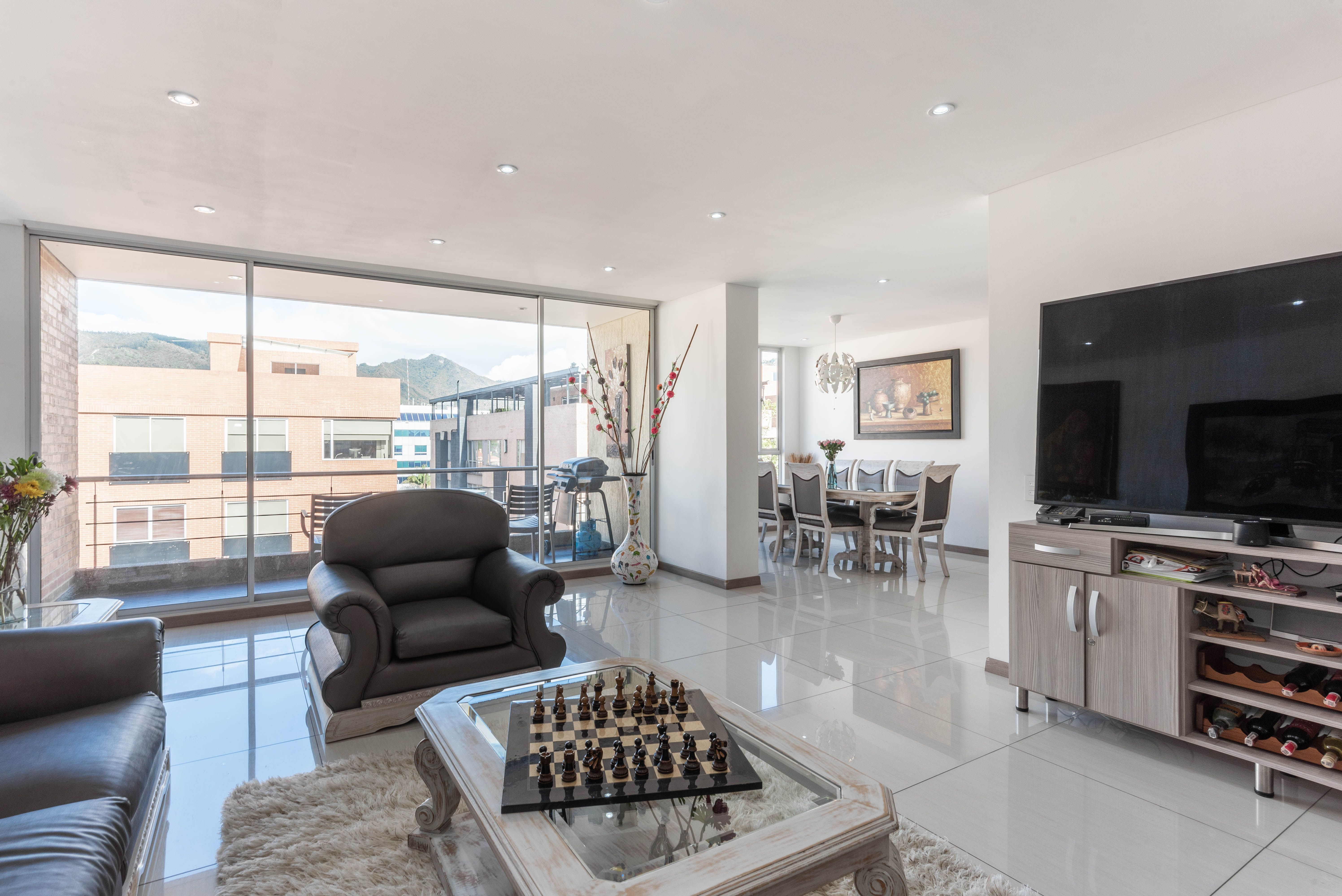 Apartamento en venta en Santa Barbara Occidental, Bogotá · foto 2 de 20