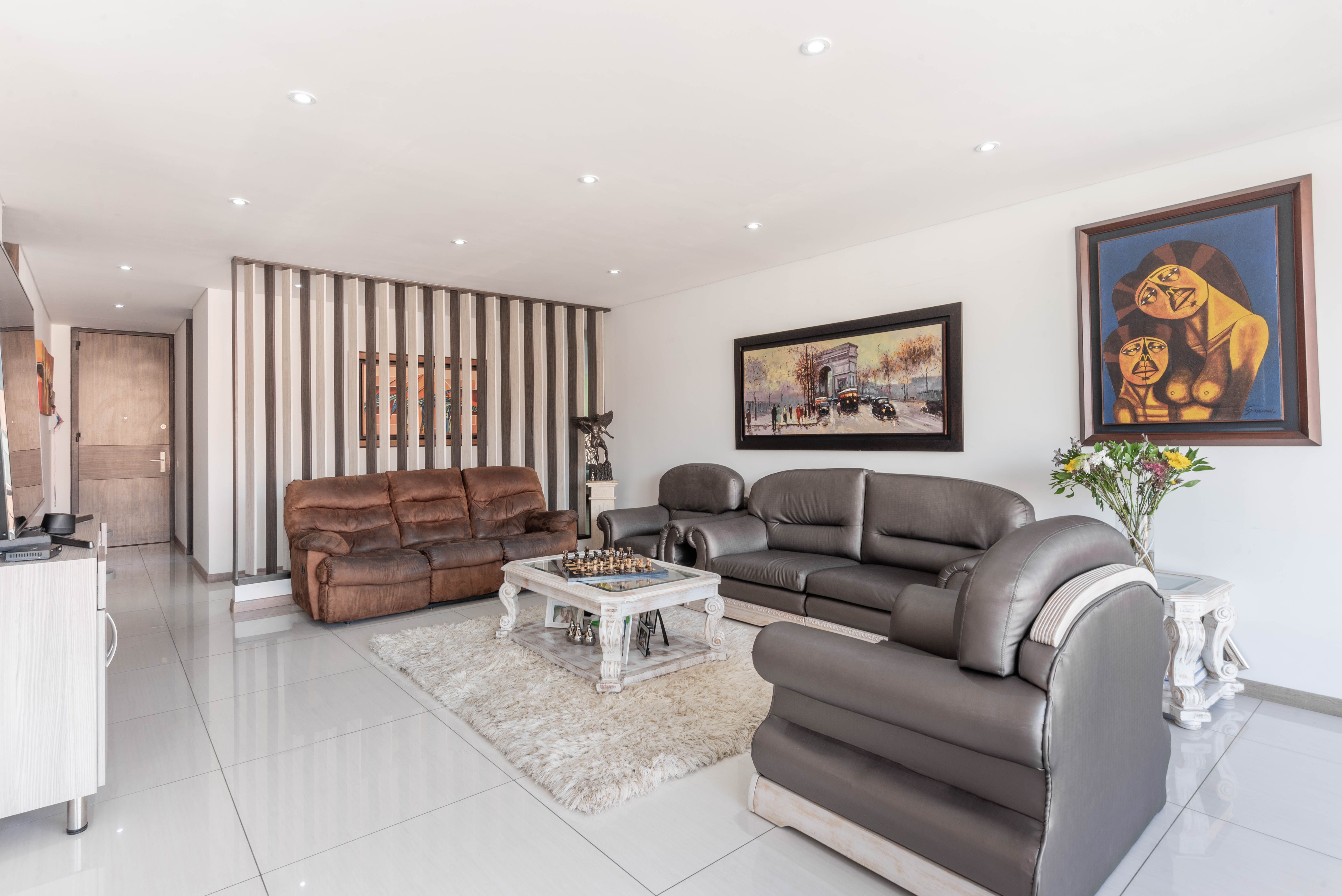 Apartamento en venta en Santa Barbara Occidental, Bogotá · foto 3 de 20