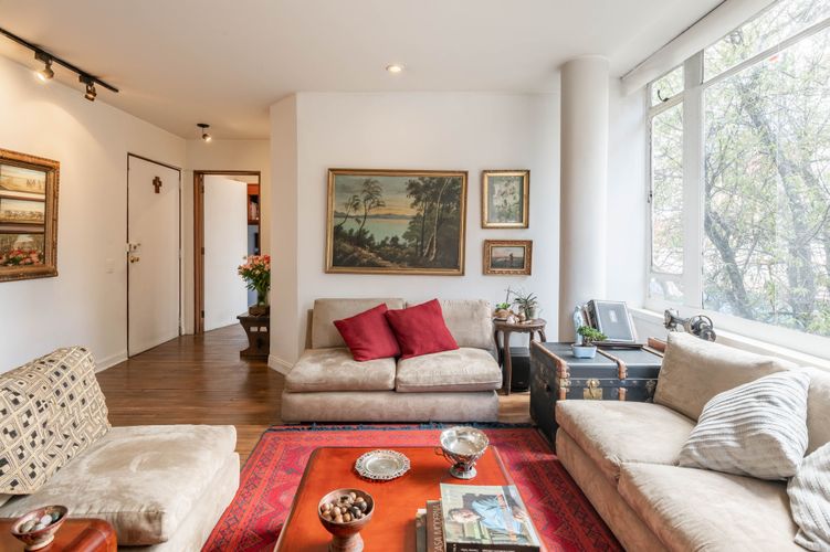 Apartamento de 8 alcobas en arriendo en Quinta Camacho, Bogotá, 291 m² · foto 3 de 20