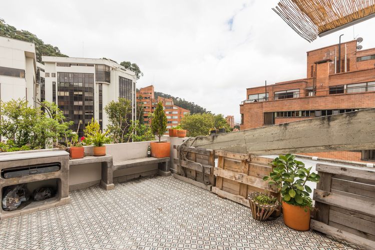 Apartamento de 3 alcobas en venta en Chicó Alto, Bogotá, 159 m² · foto 9 de 16