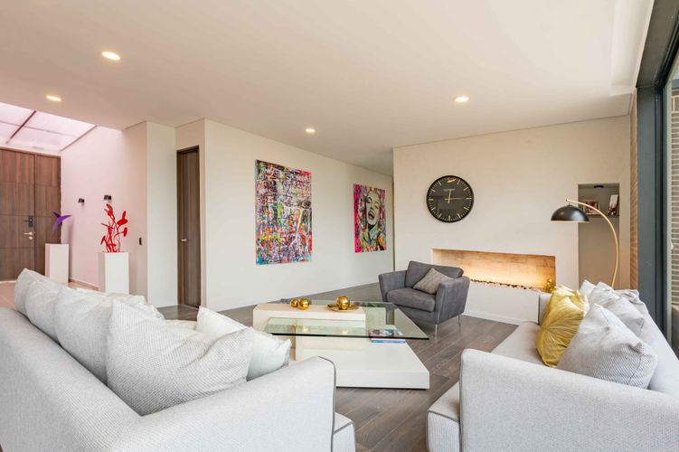 Casa de 4 alcobas en venta en San Gabriel, Sopó, 414 m² · foto 2 de 20