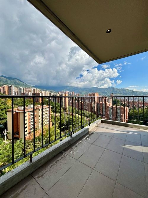 Apartamento de 2 alcobas en venta en Alto De Misael, Envigado, 101 m² · foto 19 de 19