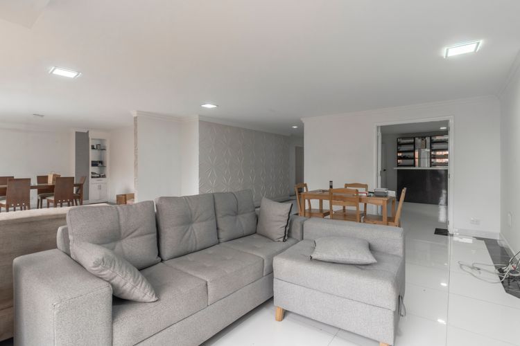 Apartamento de 5 alcobas en venta en Chico Norte, Bogotá, 266 m² · foto 4 de 20