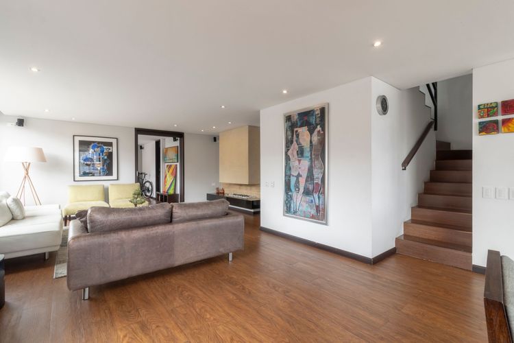 Apartamento de 3 alcobas en venta en Santa Paula, Bogotá, 252 m² · foto 3 de 20