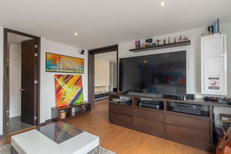 Apartamento de 3 alcobas en venta en Santa Paula, Bogotá, 252 m² · foto 6 de 20