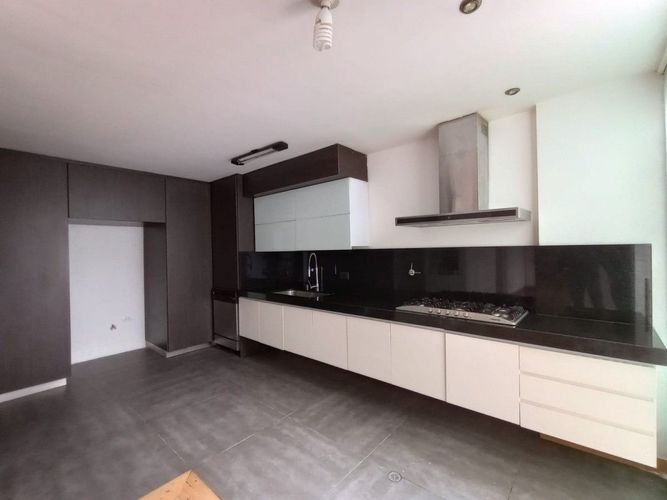 Apartamento de 3 alcobas en venta en Las Lomas No.1, Medellín, 190 m² · foto 2 de 14