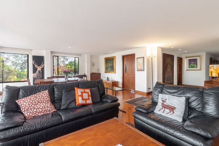 Apartamento de 3 alcobas en venta en Santa Ana, Bogotá, 324 m² · foto 3 de 20
