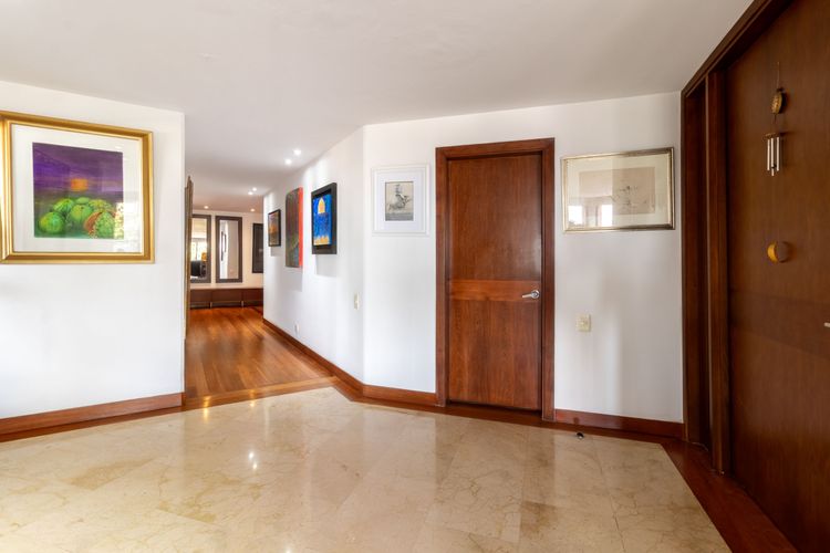 Apartamento de 3 alcobas en venta en Santa Ana, Bogotá, 324 m² · foto 11 de 20