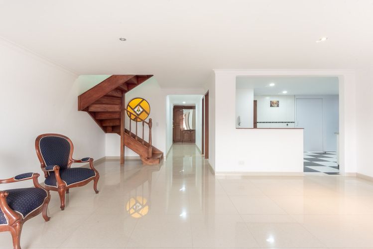Apartamento de 4 alcobas en venta en El Contador, Bogotá, 177 m² · foto 5 de 20