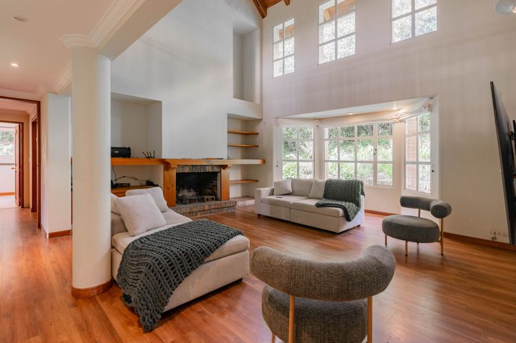 Casa de 4 alcobas en venta en Floresta De La Sabana, Bogotá, 558 m² · foto 4 de 20