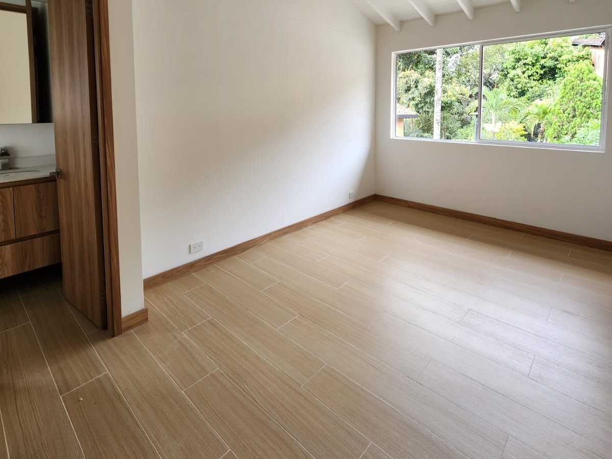 Casa en arriendo en El Poblado, Medellín · foto 13 de 19