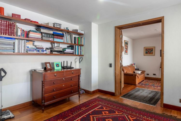 Apartamento de 4 alcobas en venta en El Seminario, Bogotá, 371 m² · foto 18 de 20