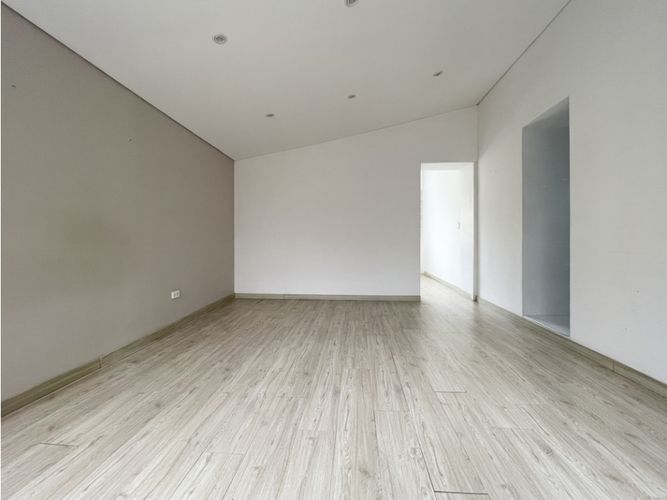 Apartamento de 2 alcobas en venta en Santa Barbara, Bogotá, 63 m² · foto 7 de 10